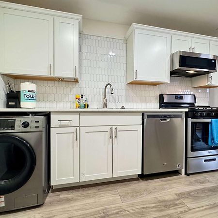 2B1B Modern Downtown Atl Condo W 1 Free Parking Lm1007 แอตแลนตา ภายนอก รูปภาพ