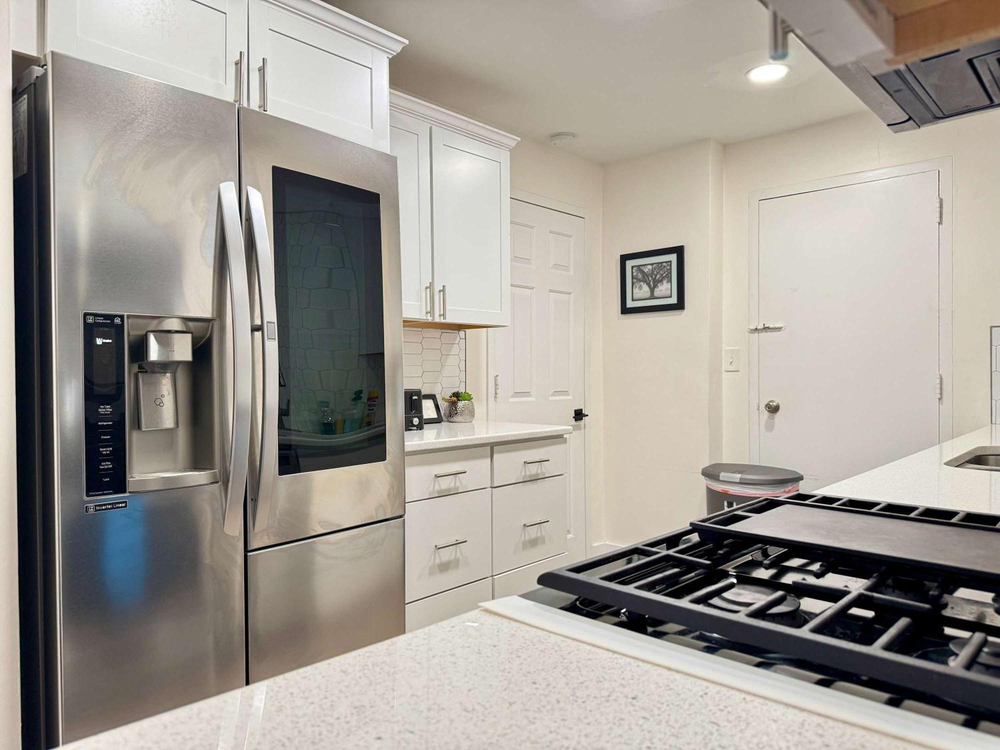 2B1B Modern Downtown Atl Condo W 1 Free Parking Lm1007 แอตแลนตา ภายนอก รูปภาพ