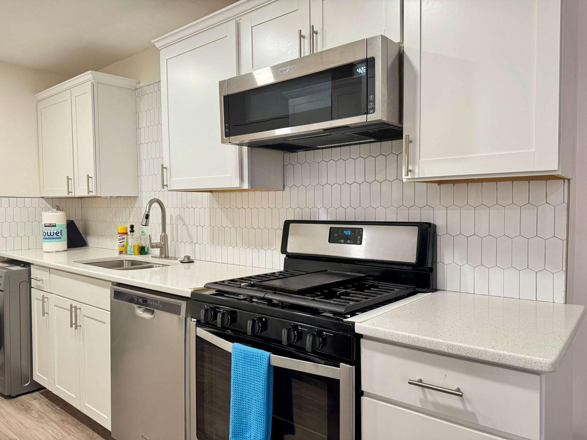 2B1B Modern Downtown Atl Condo W 1 Free Parking Lm1007 แอตแลนตา ภายนอก รูปภาพ